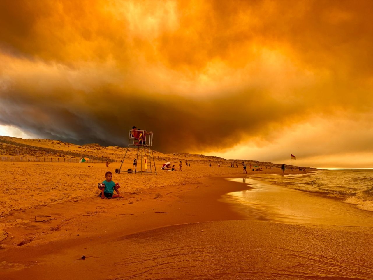 (c) Stefan Rahmstorf: Wildfires, Lacanau Océan in France July 24, 2026